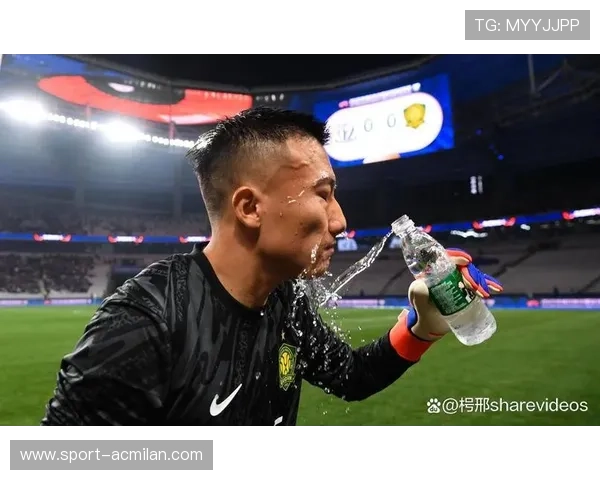 门将连月摘奖:新一代守门员成为联赛新宠 门将连月摘奖:新一代守门员成为联赛新宠