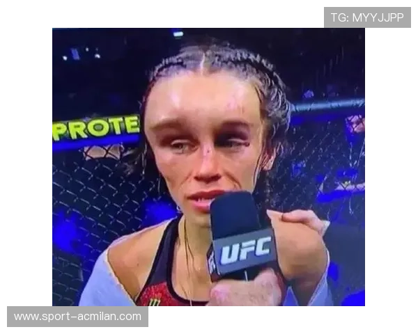 拳击选手被打掉牙依然继续比赛震撼全网