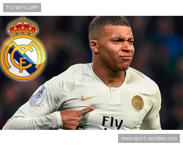 姆巴佩低平抽射被门将极限扑出 姆巴佩低平抽射被门将极限扑出