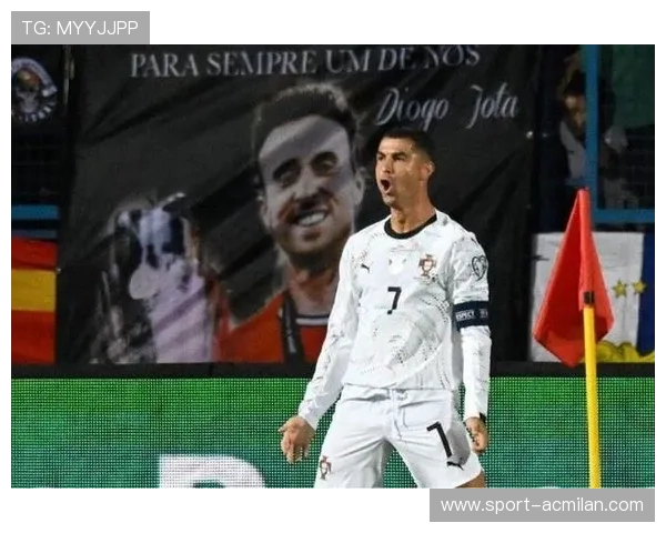 拜仁盯C罗式射手王回归路线:终结者的王者归来,足坛新传奇诞生!